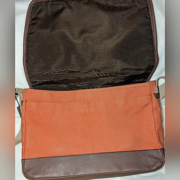 AUTHENTIC COACH MENS CAMDEN ORANGE CANVAS LARGE MESSENGER BAG #70829 GUC - Picture 11 of 16